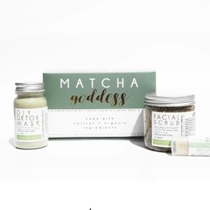 Matcha Goddess lip balm scrub detox mask kit NIB